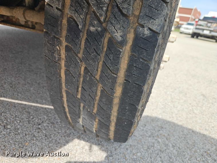 image for item EO7213 2007 Ford E350 delivery van