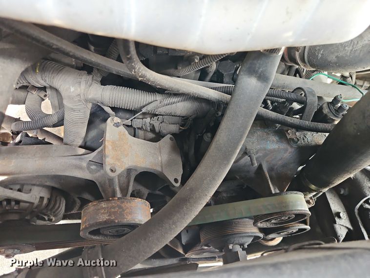 image for item EO7214 2003 International 1652-SC delivery truck