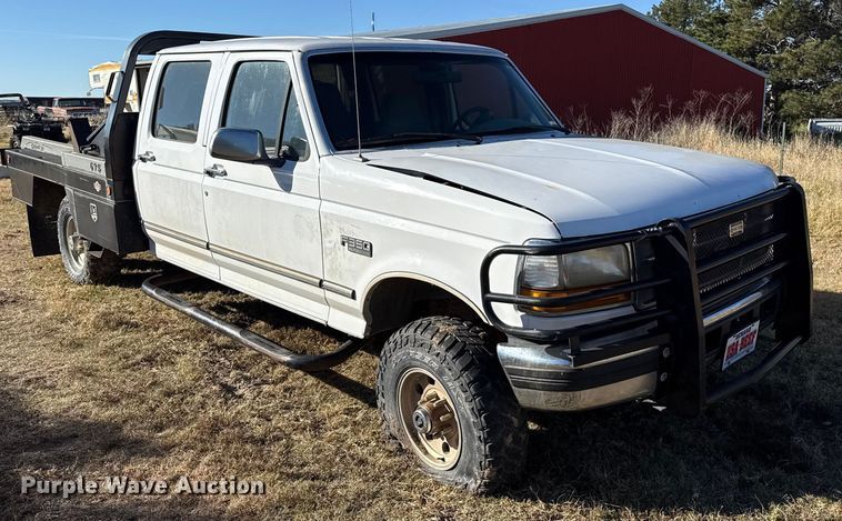 image for item EP0871 1996 Ford F350 XL Crew Cab bale bed pickup truck