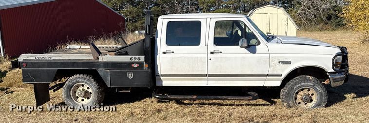 image for item EP0871 1996 Ford F350 XL Crew Cab bale bed pickup truck