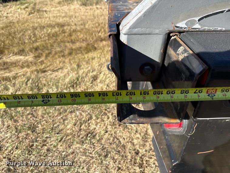 image for item EP0871 1996 Ford F350 XL Crew Cab bale bed pickup truck