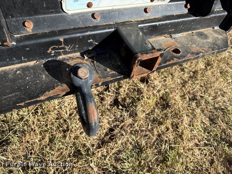 image for item EP0871 1996 Ford F350 XL Crew Cab bale bed pickup truck