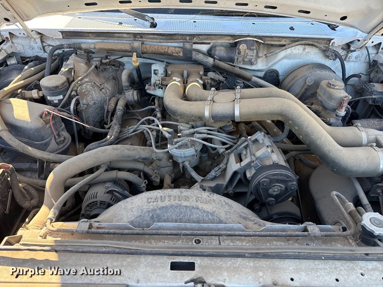 image for item EP0871 1996 Ford F350 XL Crew Cab bale bed pickup truck