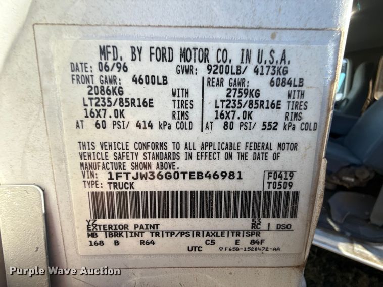 image for item EP0871 1996 Ford F350 XL Crew Cab bale bed pickup truck