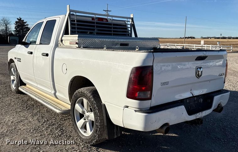 image for item EP2897 2015 RAM 1500 Ext. Cab pickup truck