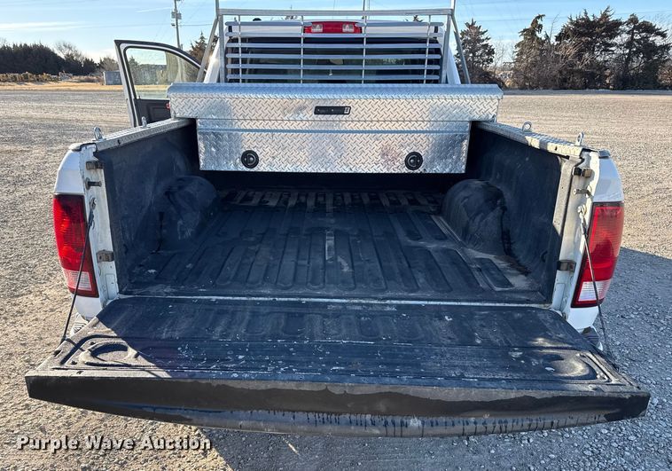 image for item EP2897 2015 RAM 1500 Ext. Cab pickup truck