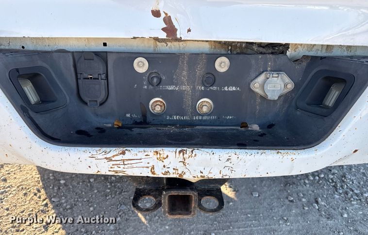 image for item EP2897 2015 RAM 1500 Ext. Cab pickup truck