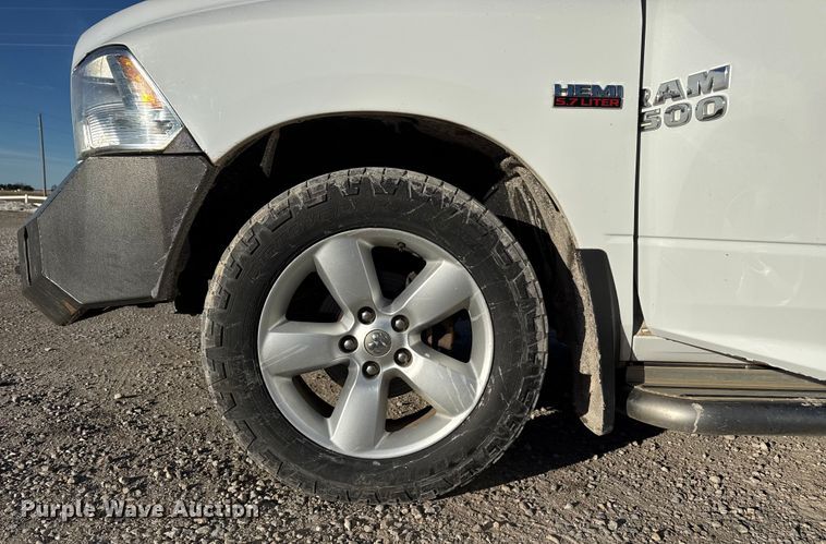 image for item EP2897 2015 RAM 1500 Ext. Cab pickup truck