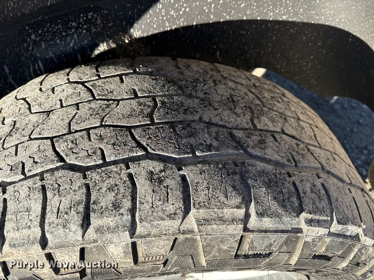 image for item EP2897 2015 RAM 1500 Ext. Cab pickup truck