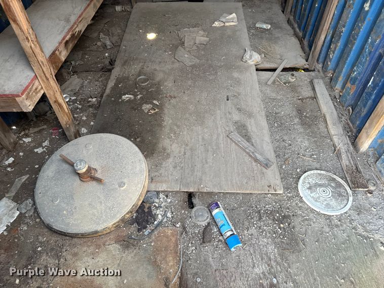 image for item EQ5010 Shipping container