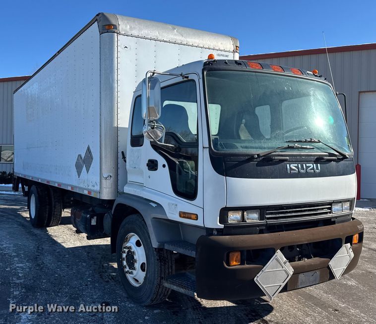 image for item ER0396 2006 Isuzu T7F box truck