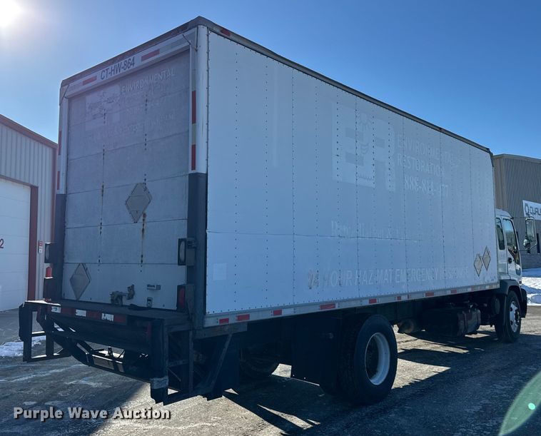 image for item ER0396 2006 Isuzu T7F box truck