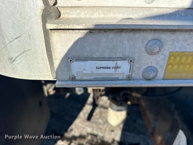 image for item ER0396 2006 Isuzu T7F box truck