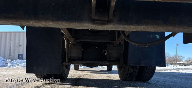 image for item ER0396 2006 Isuzu T7F box truck