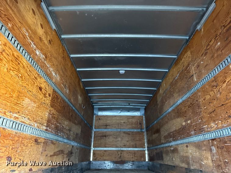 image for item ER0396 2006 Isuzu T7F box truck