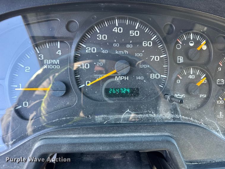 image for item ER0396 2006 Isuzu T7F box truck