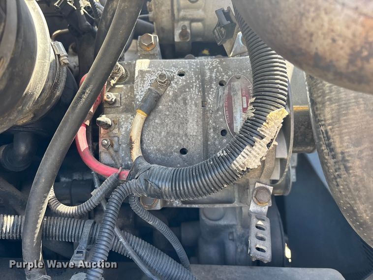 image for item ER7528 2014 International MA025 truck cab and chassis