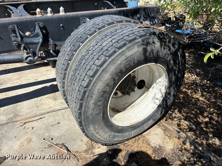 image for item ER7528 2014 International MA025 truck cab and chassis