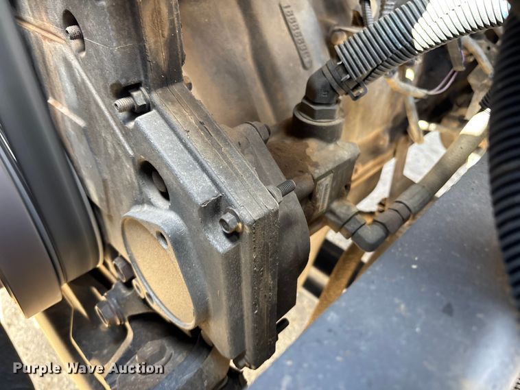 image for item ER7529 2013 International DuraStar 4300 truck cab and chassis