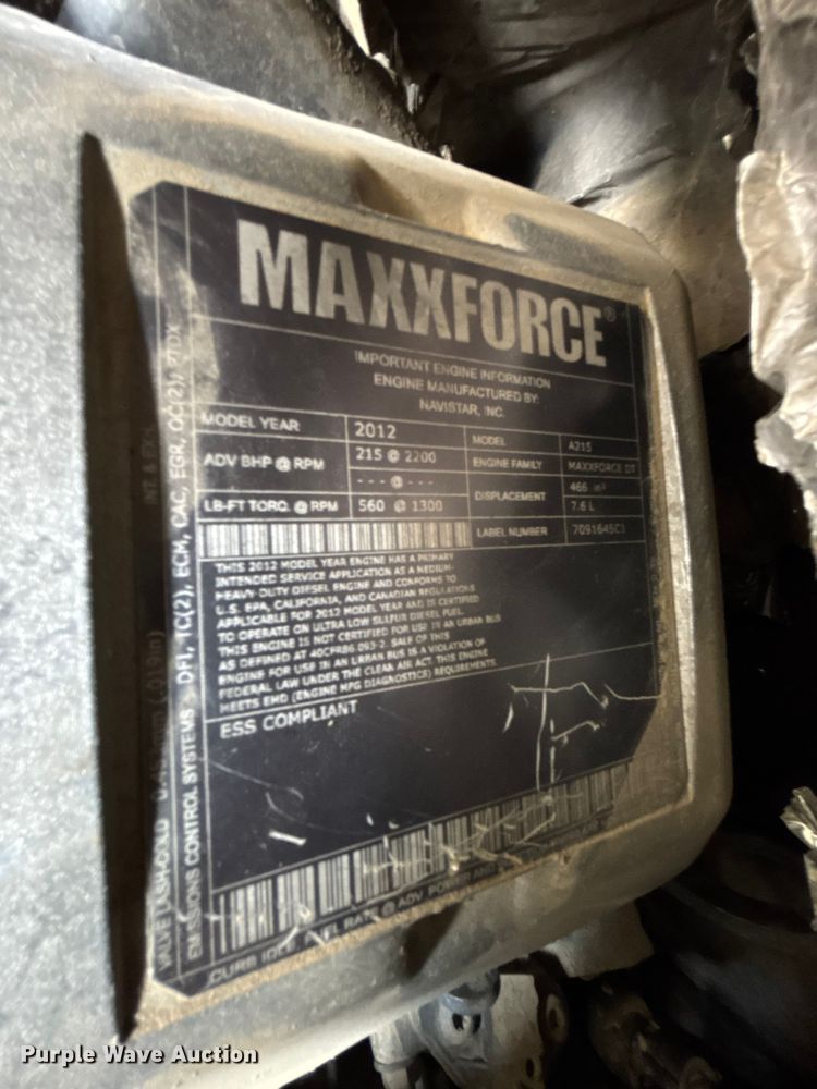 image for item ER7529 2013 International DuraStar 4300 truck cab and chassis