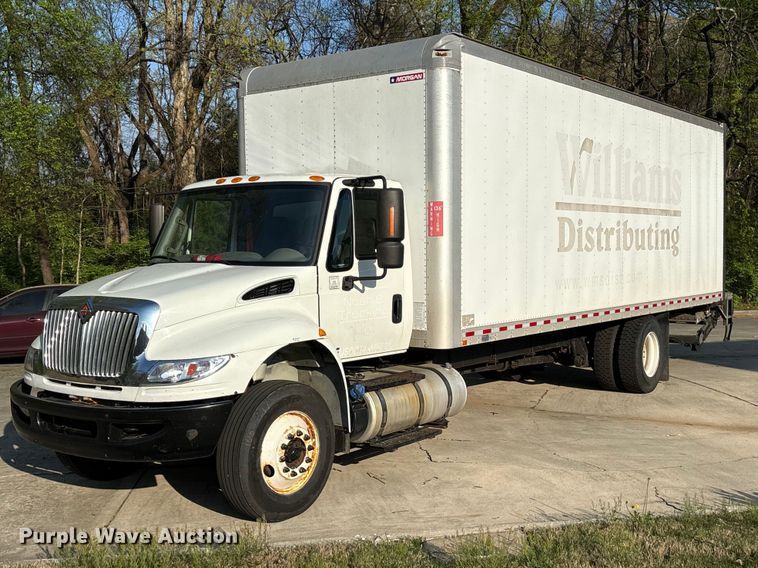 image for item ES8731 2019 International Durastar 4300 box truck
