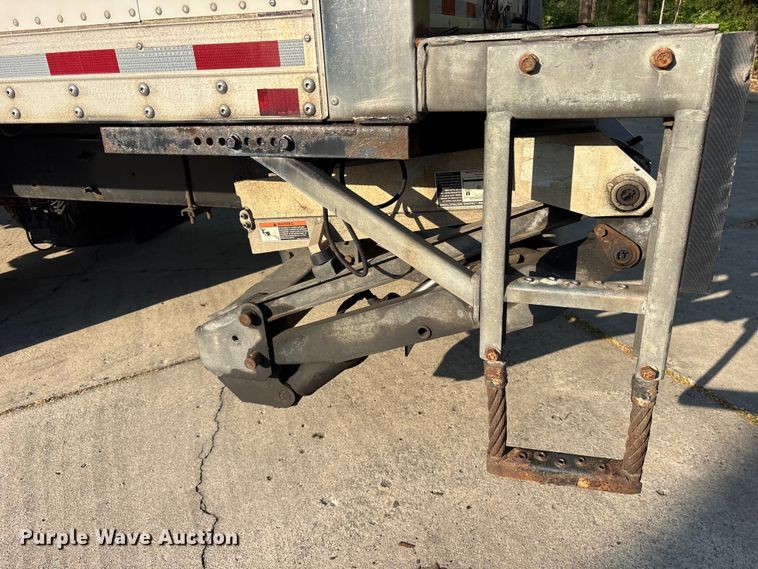 image for item ES8731 2019 International Durastar 4300 box truck