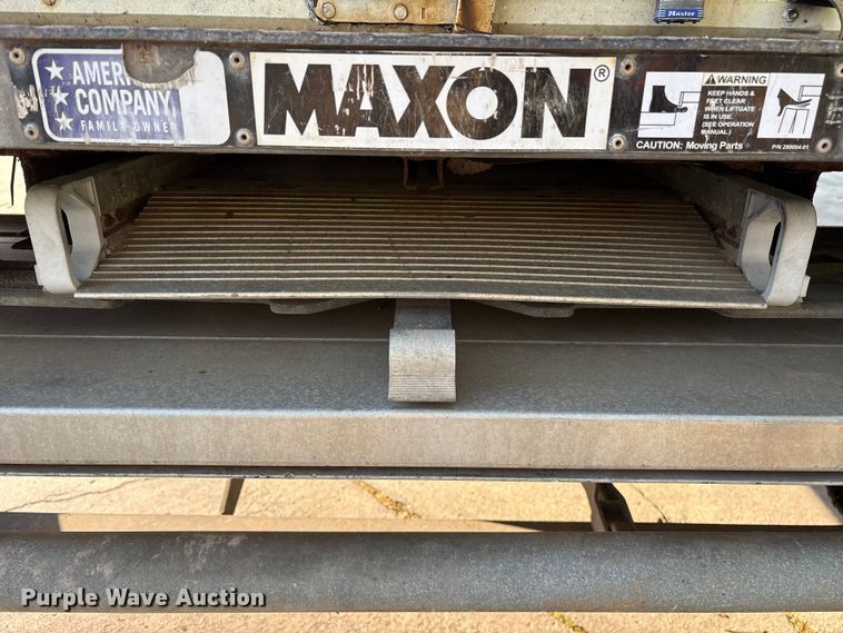 image for item ES8731 2019 International Durastar 4300 box truck