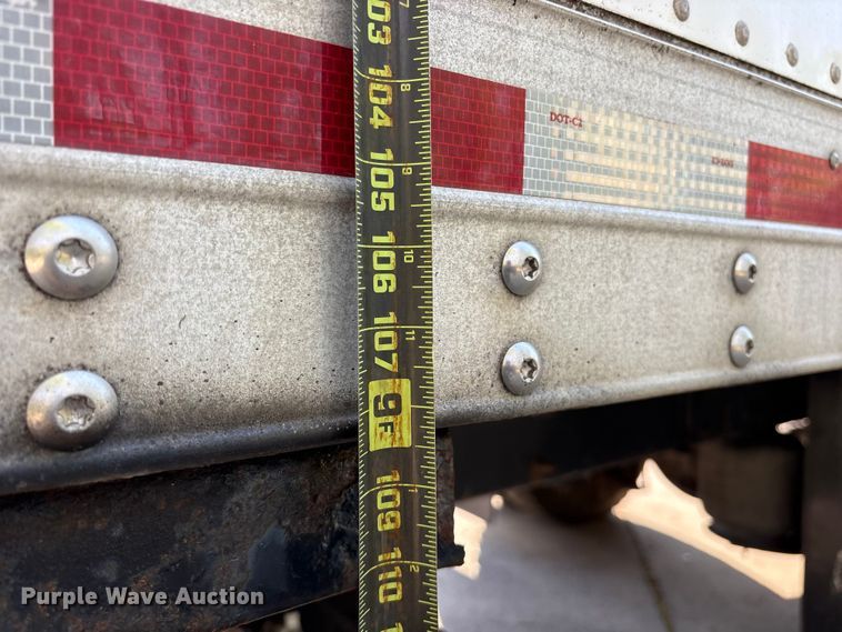 image for item ES8731 2019 International Durastar 4300 box truck