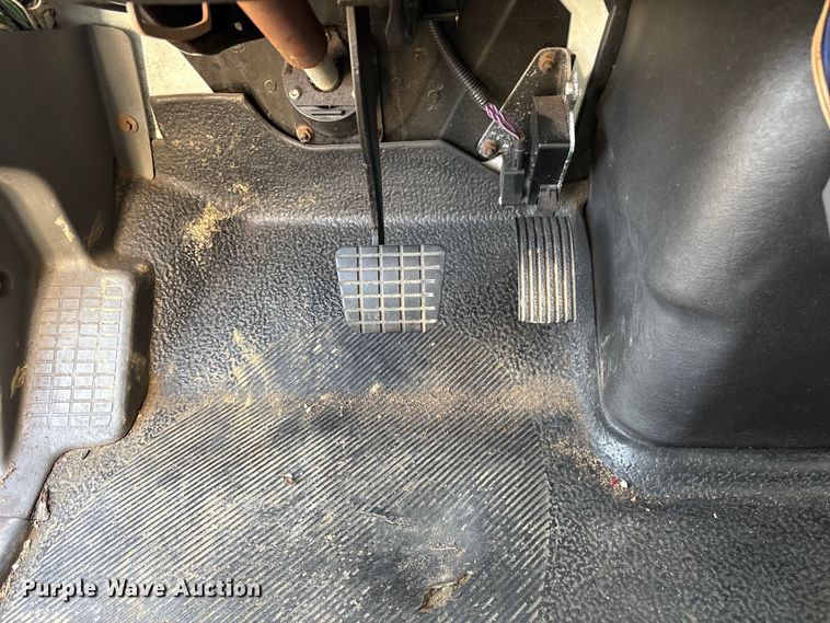 image for item ES8731 2019 International Durastar 4300 box truck