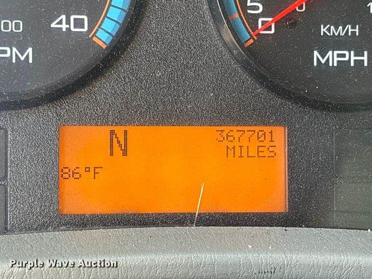 image for item ES8731 2019 International Durastar 4300 box truck