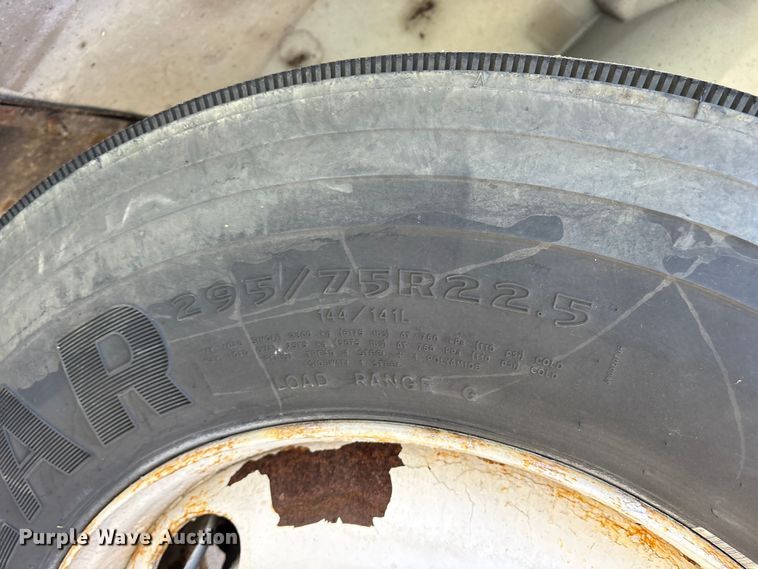 image for item ES8731 2019 International Durastar 4300 box truck