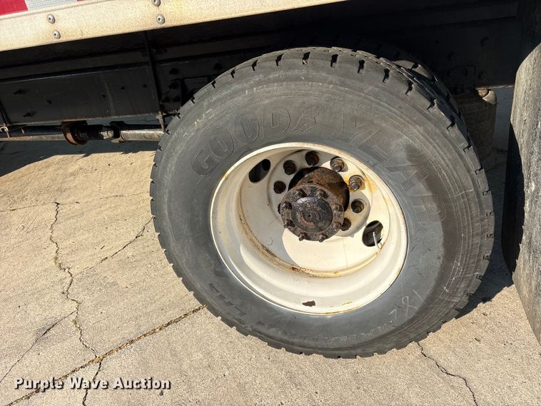 image for item ES8731 2019 International Durastar 4300 box truck