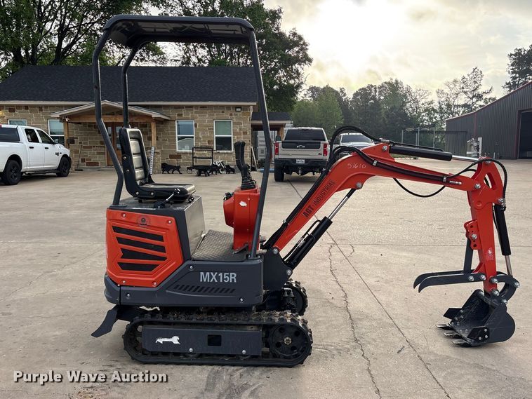 image for item ES8764 2024 AGT MX15R Mini excavator