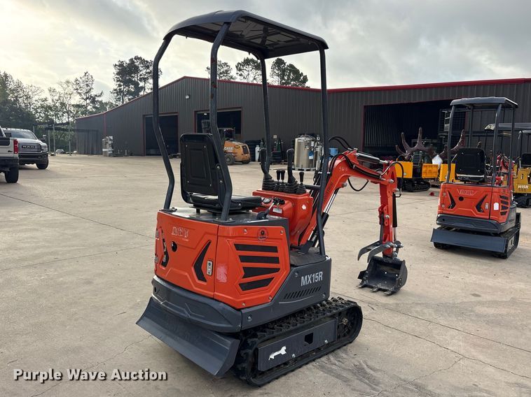 image for item ES8764 2024 AGT MX15R Mini excavator