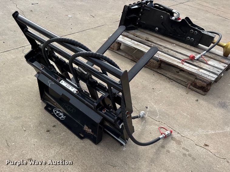 image for item ES8766 2025 Future FT-CYHC compact utility loader forks