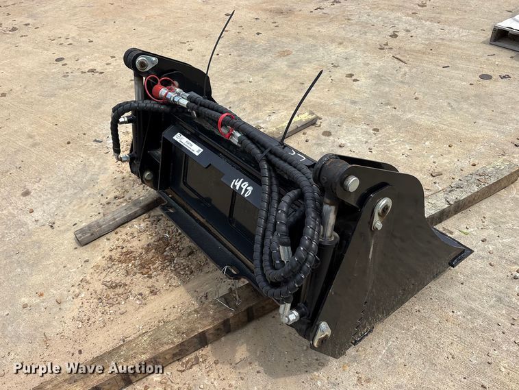 image for item ES8788 2025 Future FT-XKH39F compact utility loader 4-in-1 bucket