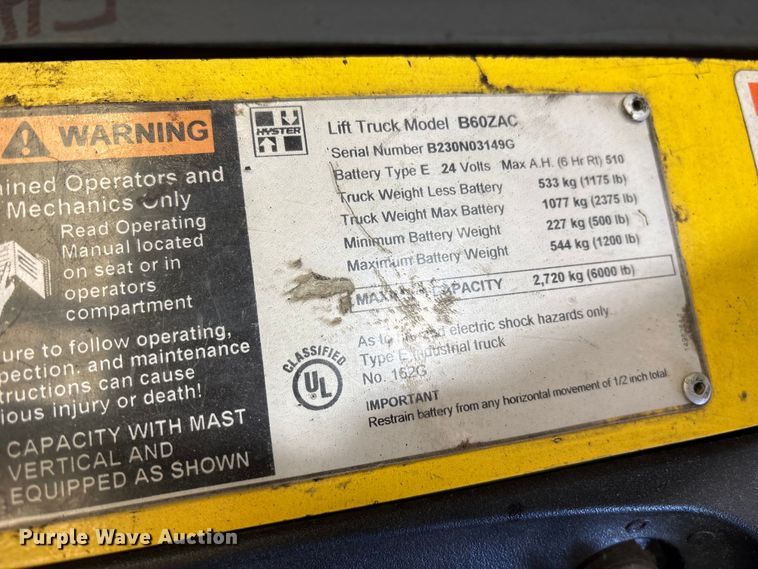 image for item ES8864 (3) Hyster pallet jacks