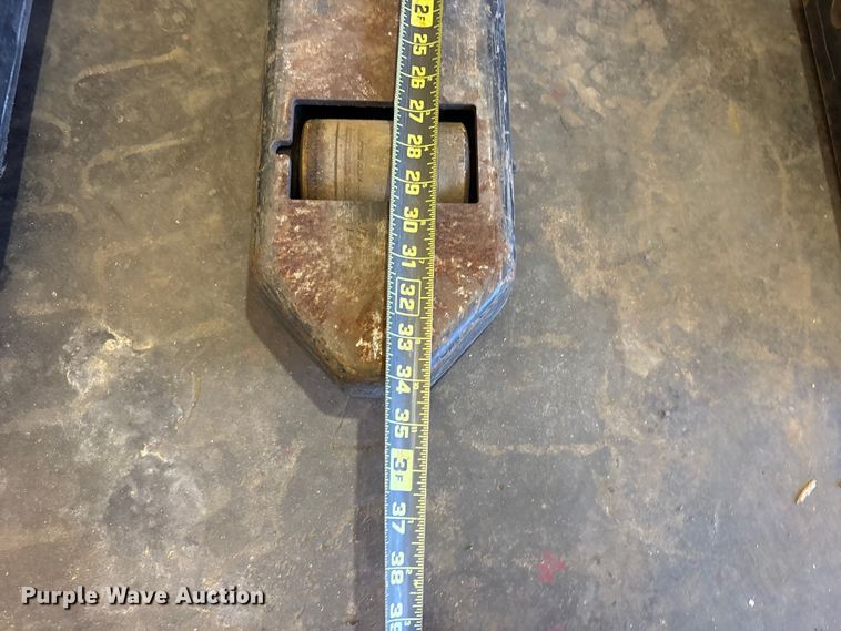 image for item ES8866 (3) Yale pallet jacks