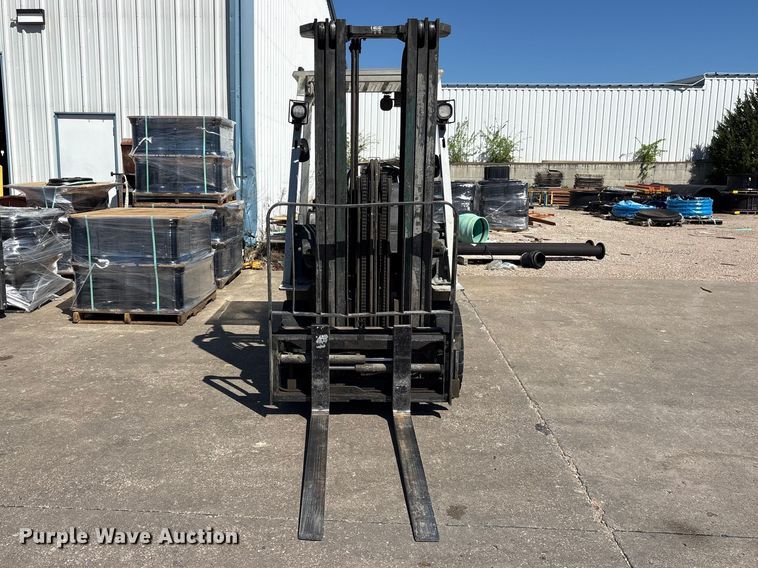 image for item ES8869 2018 UniCarriers PF50 forklift