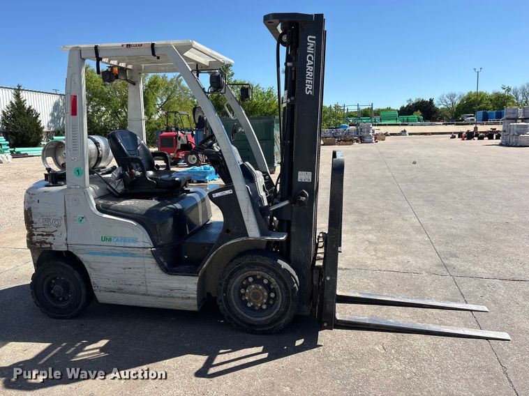 image for item ES8869 2018 UniCarriers PF50 forklift