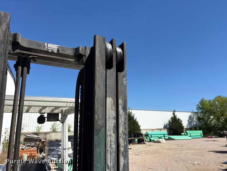 image for item ES8869 2018 UniCarriers PF50 forklift