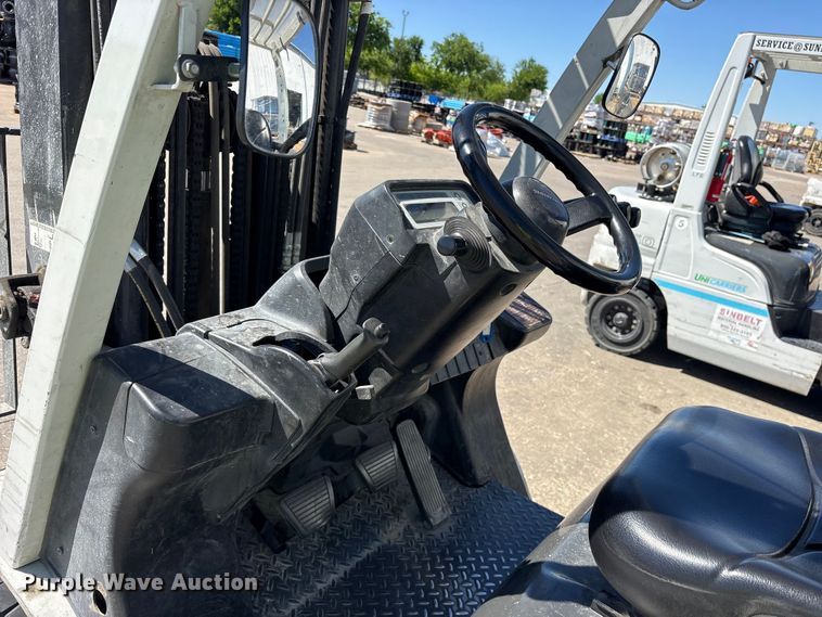 image for item ES8869 2018 UniCarriers PF50 forklift