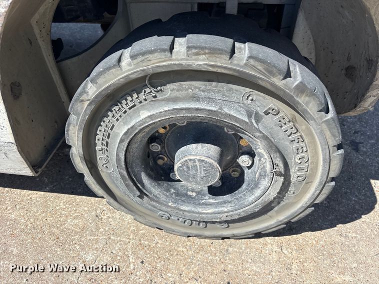 image for item ES8869 2018 UniCarriers PF50 forklift