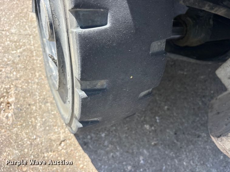 image for item ES8869 2018 UniCarriers PF50 forklift