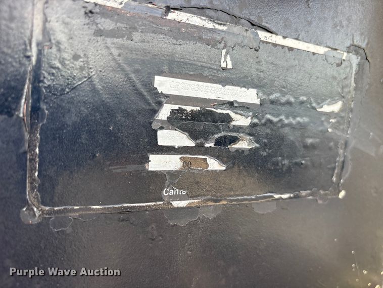 image for item ES8872 1998 Pro-Trak equipment trailer