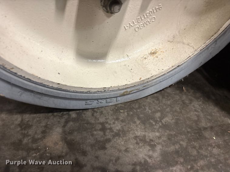 image for item ES8895 JLG 2632E2 scissor lift