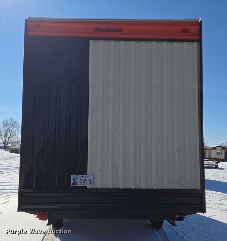 image for item ET1216 2012 Britco  8 x 20 mobile home 