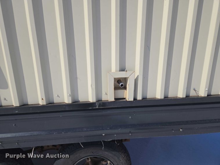 image for item ET1216 2012 Britco  8 x 20 mobile home 