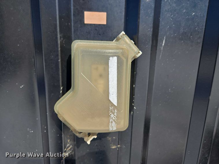 image for item ET1216 2012 Britco  8 x 20 mobile home 