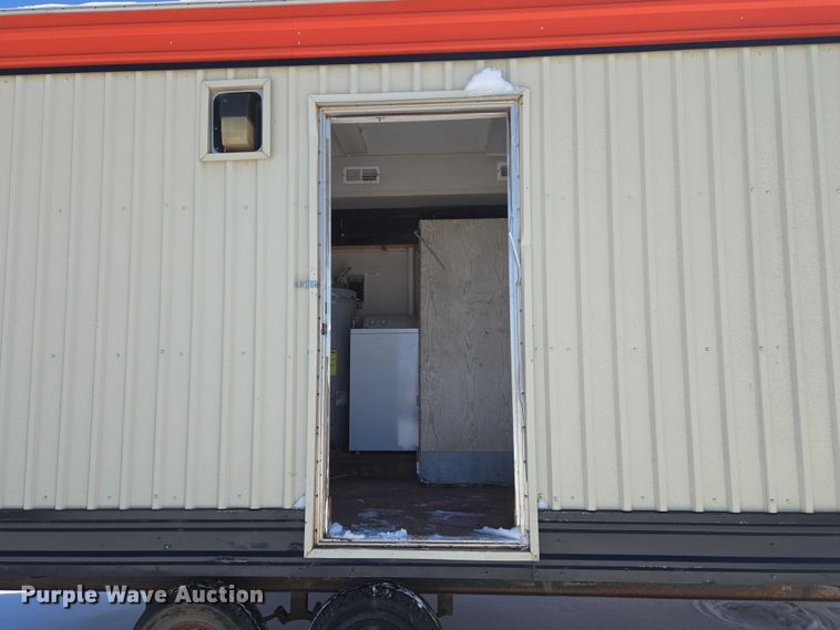 image for item ET1216 2012 Britco  8 x 20 mobile home 